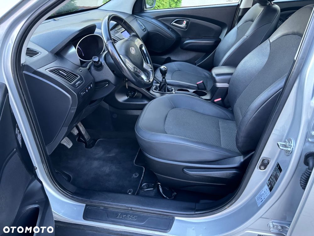 Hyundai ix35 1.7 CRDi 2WD Trend - 12