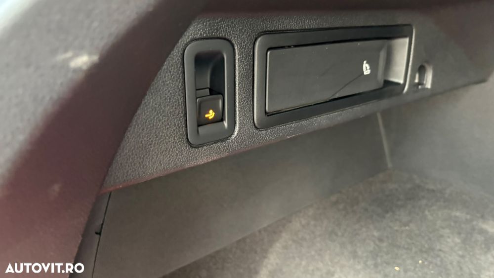 Volkswagen Tiguan - 28
