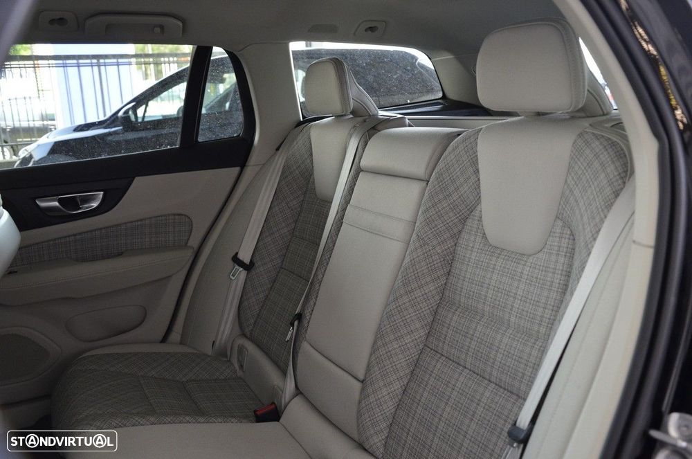 Volvo V60 2.0 T6 AWD TE Core - 10