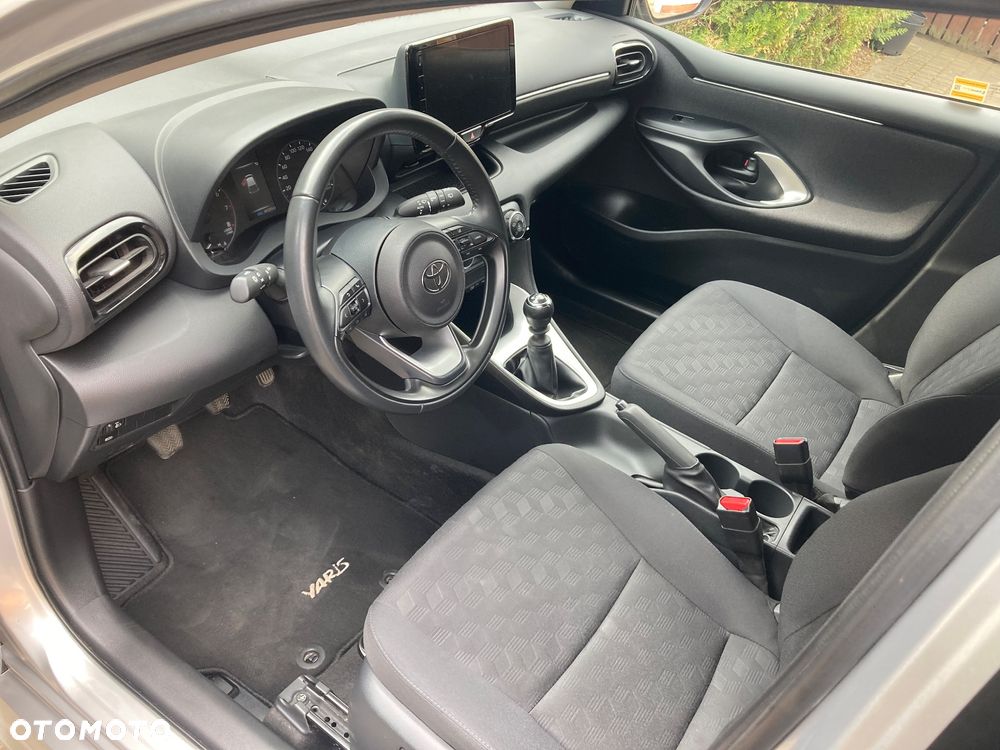 Toyota Yaris 1.5 Comfort - 9