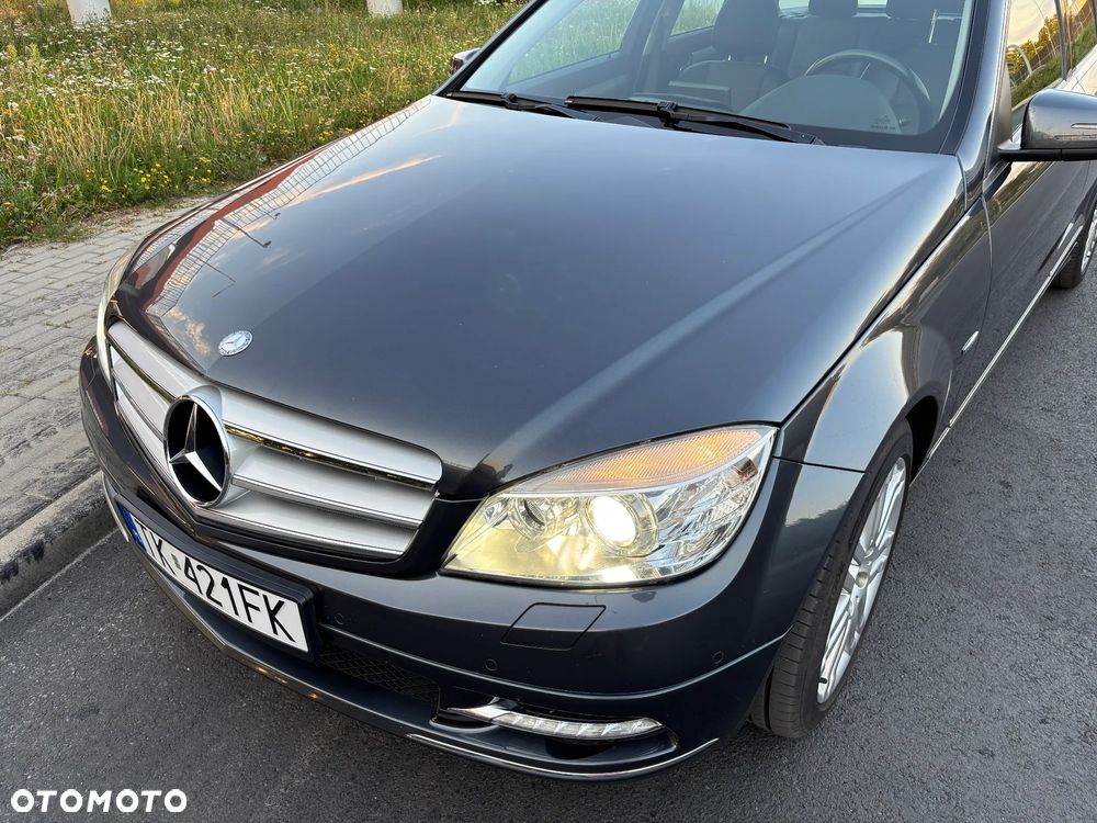 Mercedes-Benz Klasa C 200 CGI Automatik BlueEFFICIENCY Avantgarde - 4