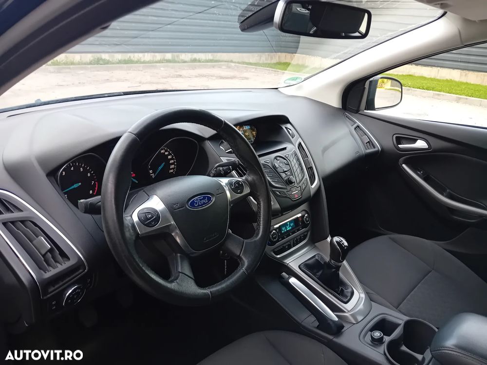 Ford Focus 1.0 EcoBoost Start Stop Titanium - 9
