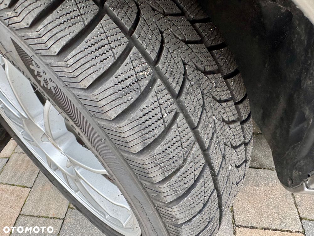 Mercedes-Benz Klasa E 350 Elegance Sport Edition - 25