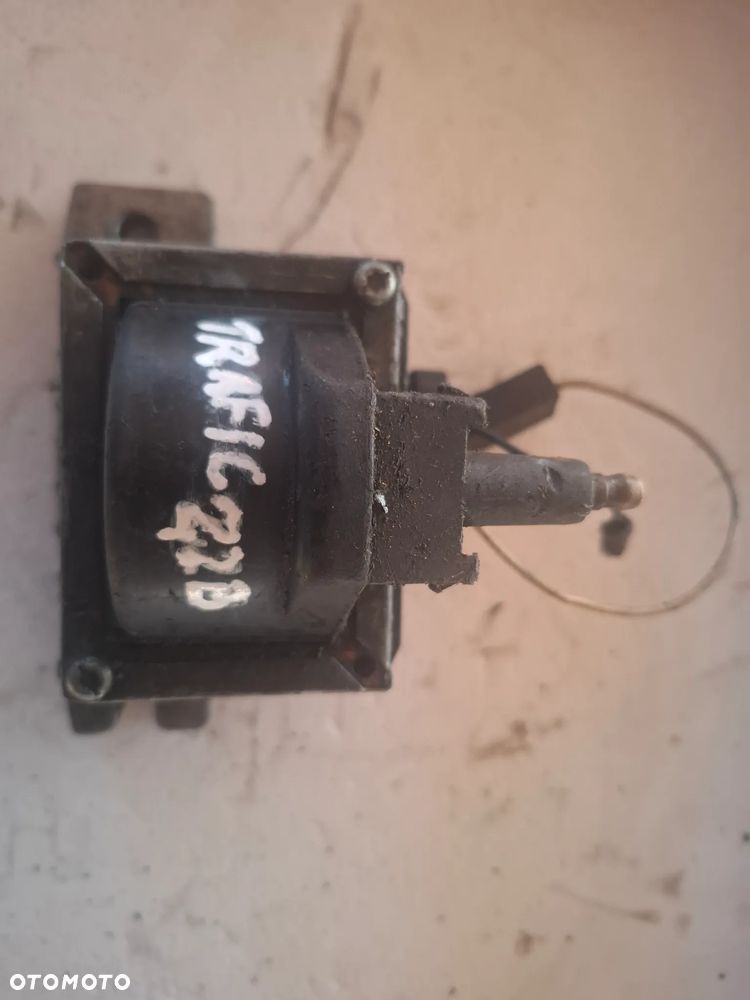 Renault  cewka zapłonowa  SAFRANE 2,2 B TRAFIC 1,7B CLIO 1,4 - 1