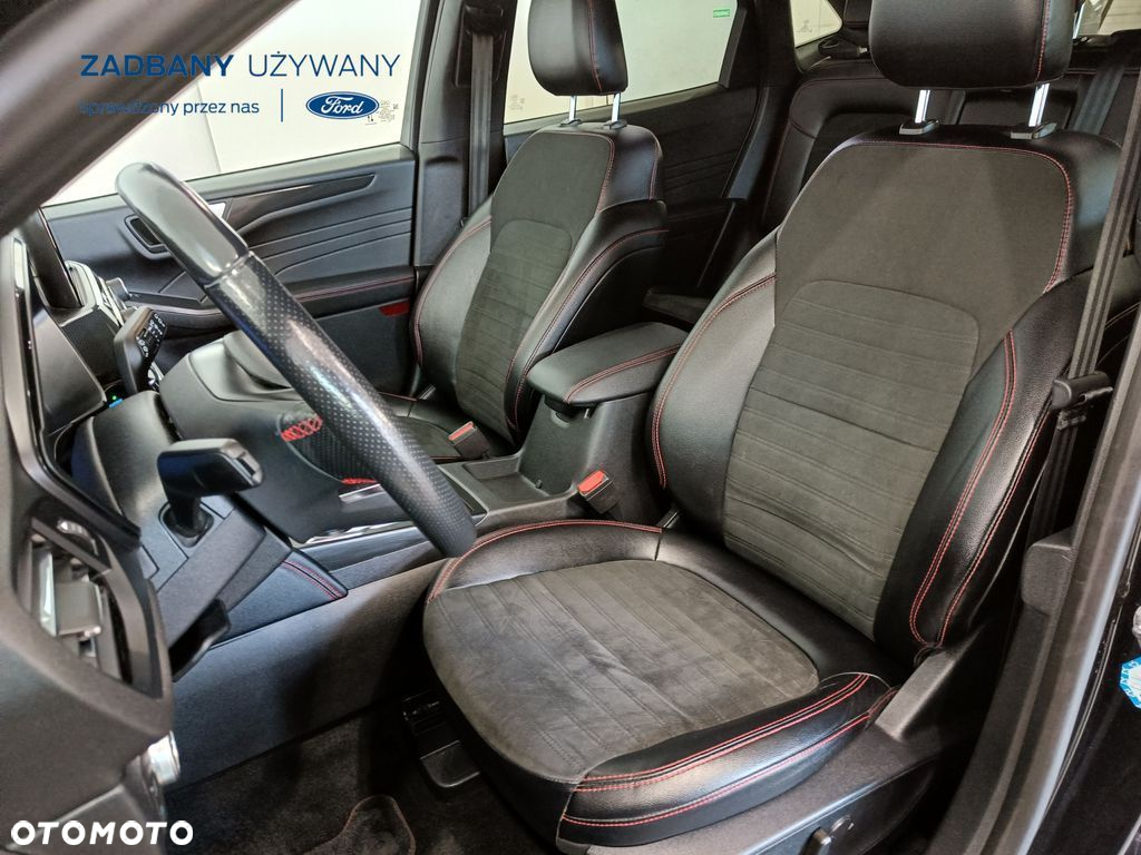 Ford Kuga - 12