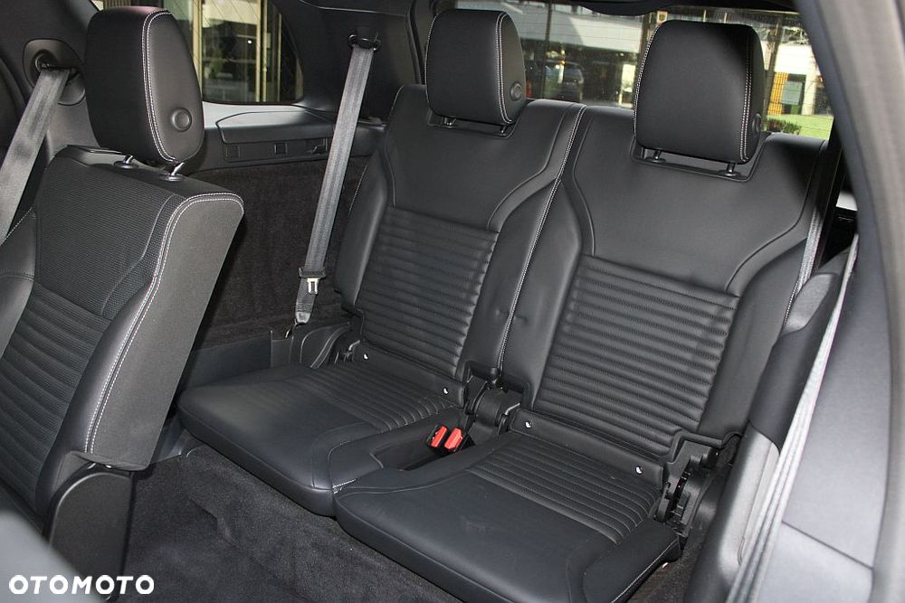 Land Rover Discovery 2.0 P300 R-Dynamic S - 17