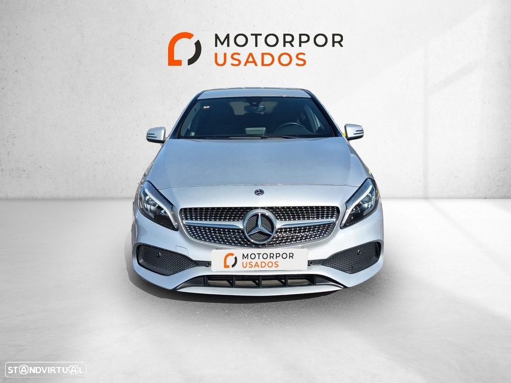 Mercedes-Benz A 180 d AMG Line - 2