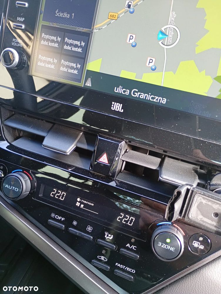 Toyota Camry 2.5 Hybrid Executive CVT - 34