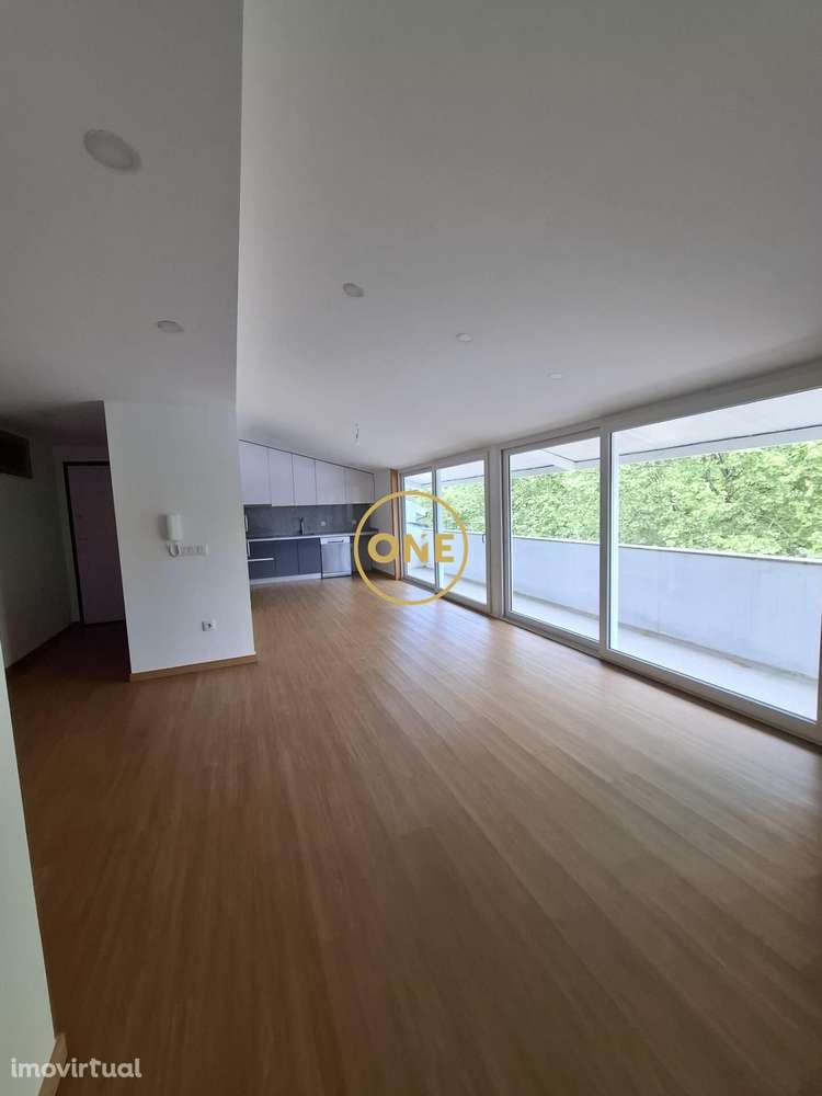 Apartamento T2 - Grande imagem: 2/21