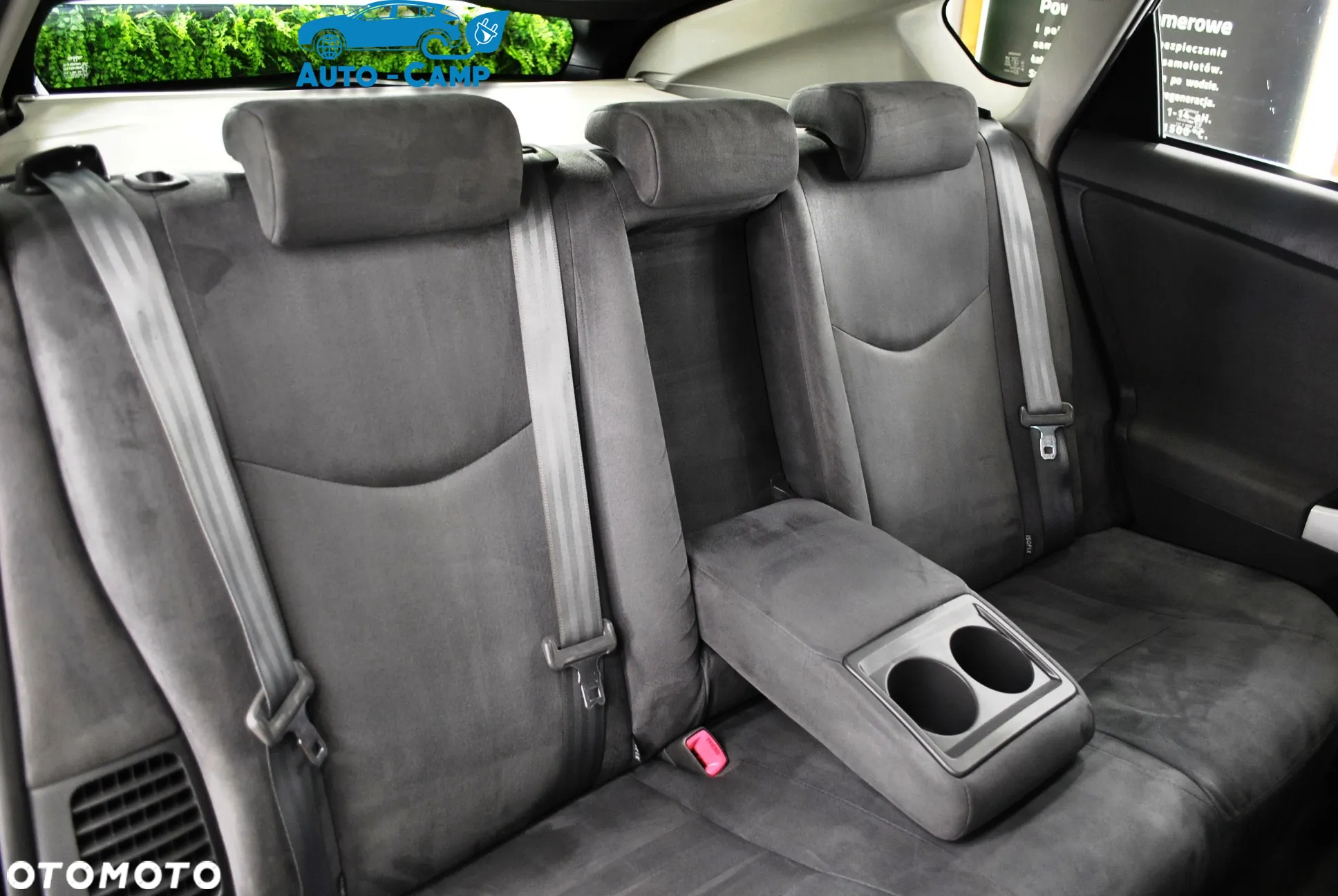 Toyota Prius 1.8 HSD Premium - 20