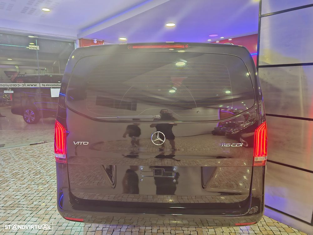 Mercedes-Benz Vito Misto Longa Aut. PRO - 11