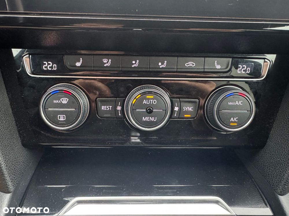 Volkswagen Arteon 2.0 TSI R-Line DSG - 23