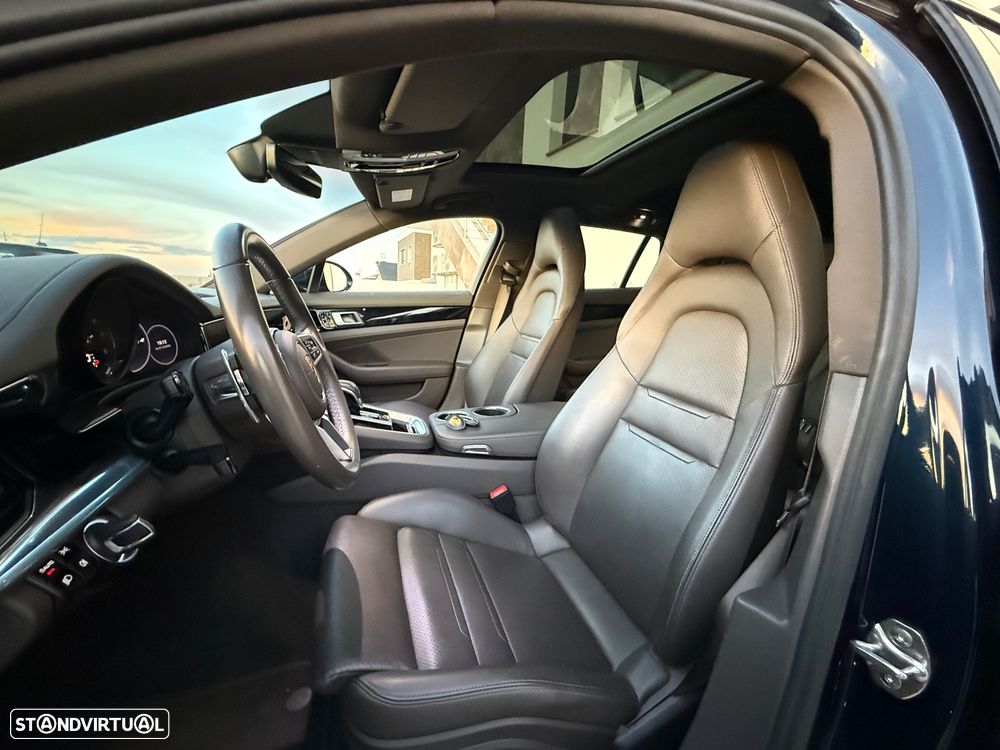 Porsche Panamera Sport Turismo - 9
