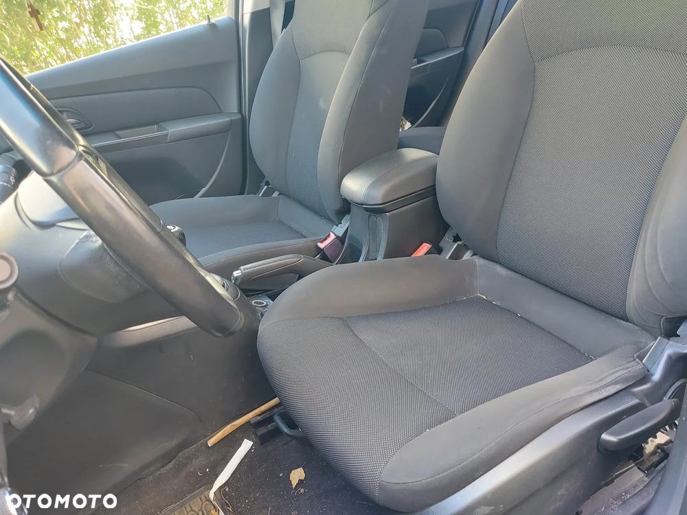 Chevrolet Cruze 1.8 LS (klm) - 16