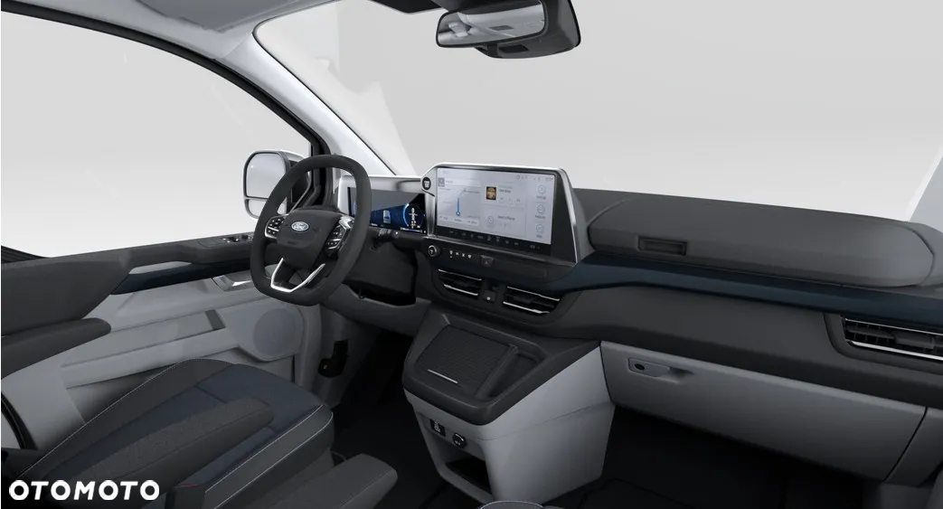Ford Tourneo Custom - 8