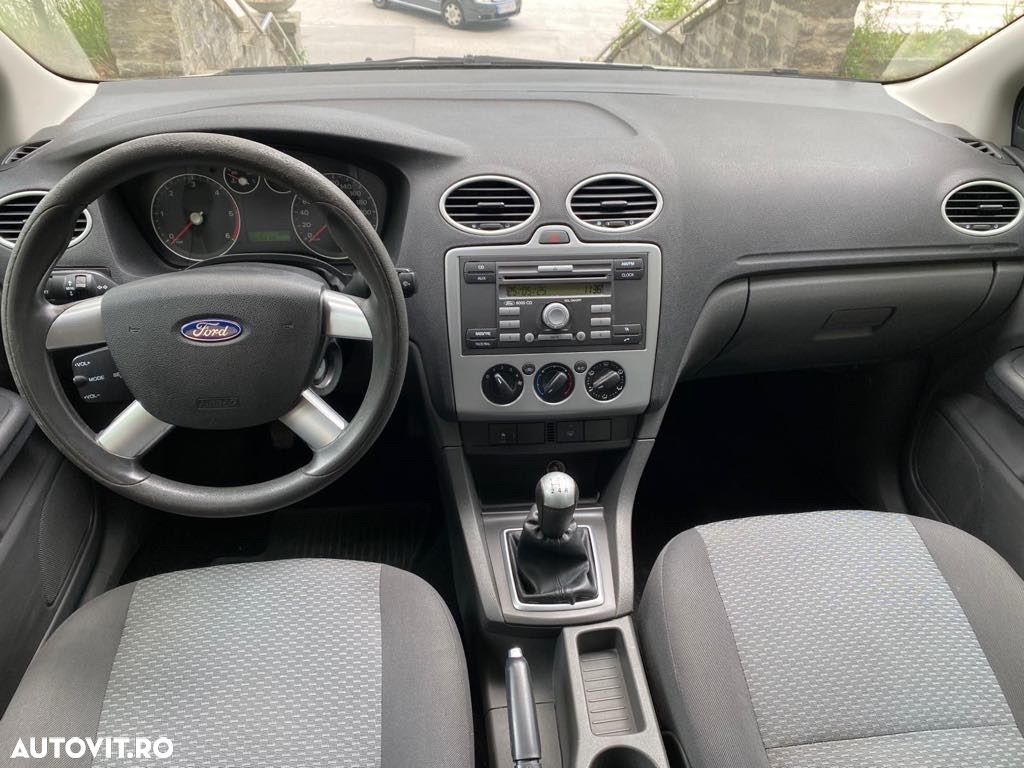 Ford Focus 1.6 TDCI Ambiente - 5