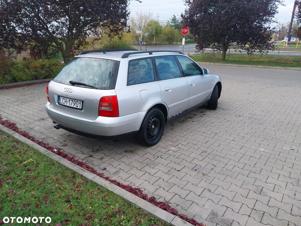 Audi A4 Avant 1999 photo 3