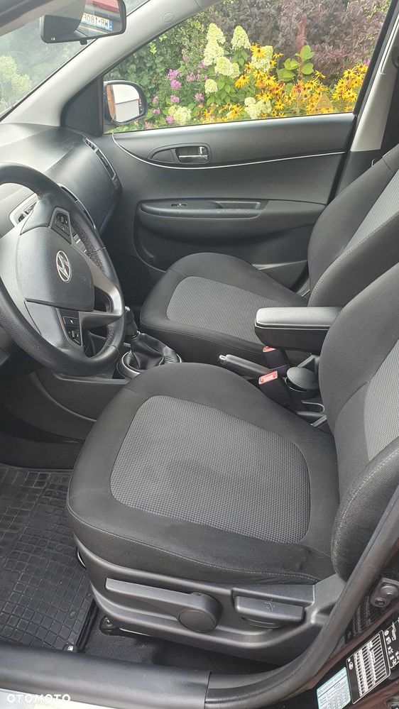 Hyundai i20 - 8