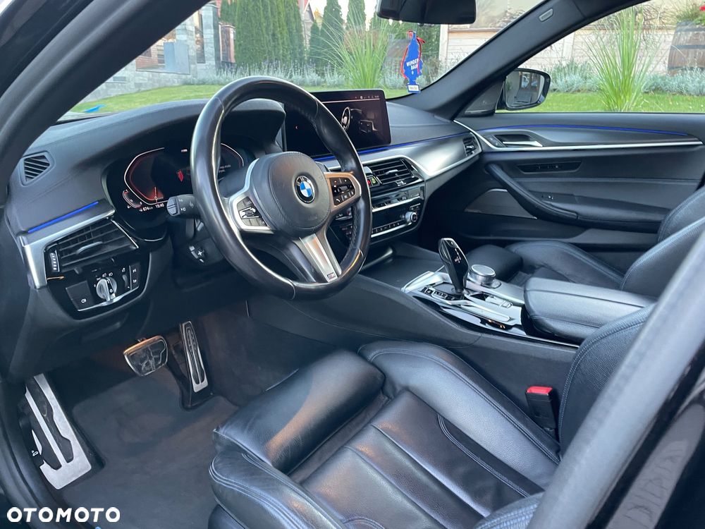 BMW Seria 5 520i M Sport sport - 11