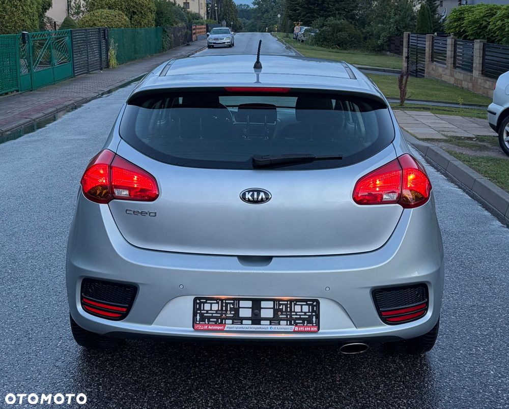 Kia Ceed 1.4 CVVT ISG Vision - 11
