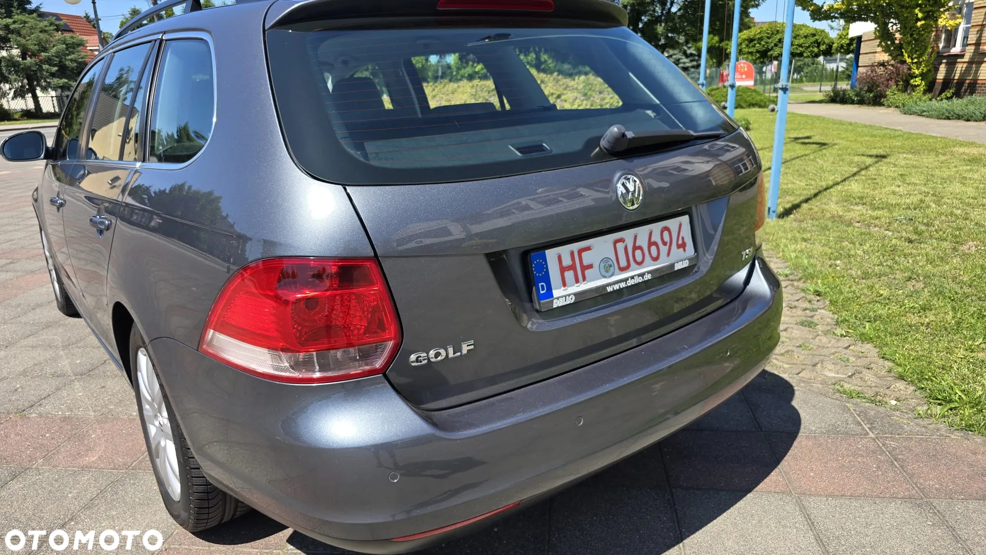 Volkswagen Golf - 32