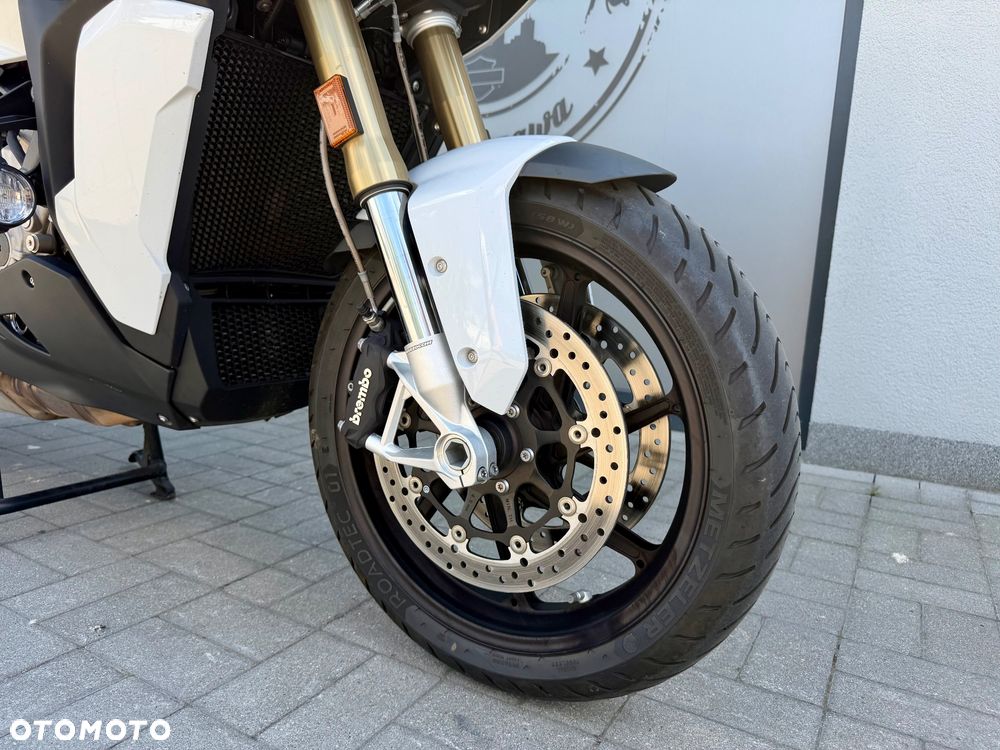 BMW S - 5