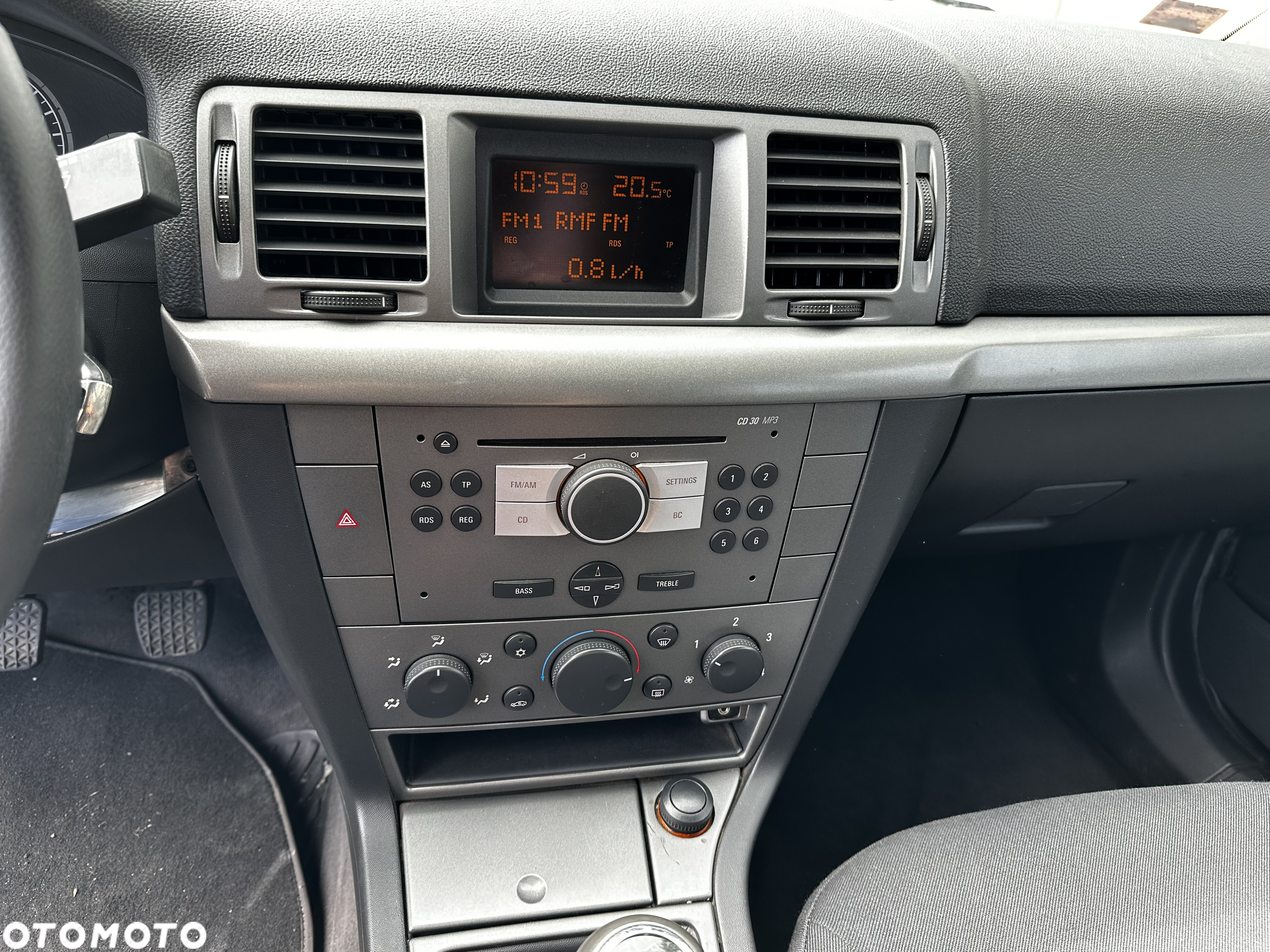 Opel Vectra 1.8 Caravan - 20