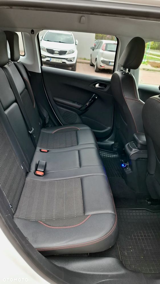 Peugeot 2008 BlueHDi FAP 120 STOP & START GT-Line Edition - 9