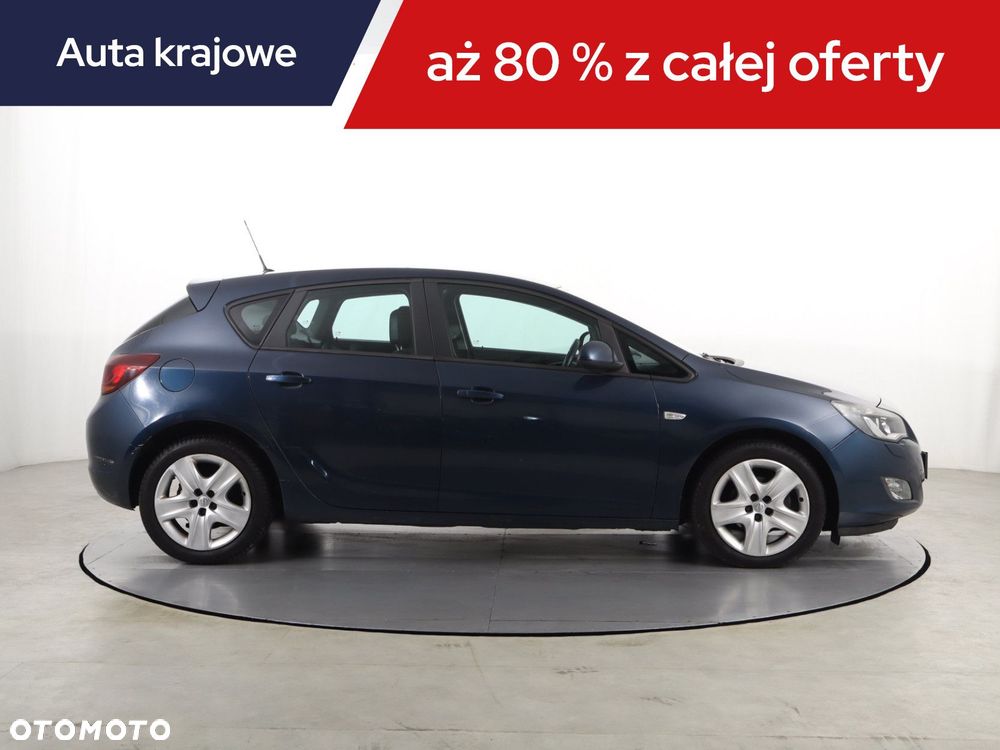 Opel Astra - 8