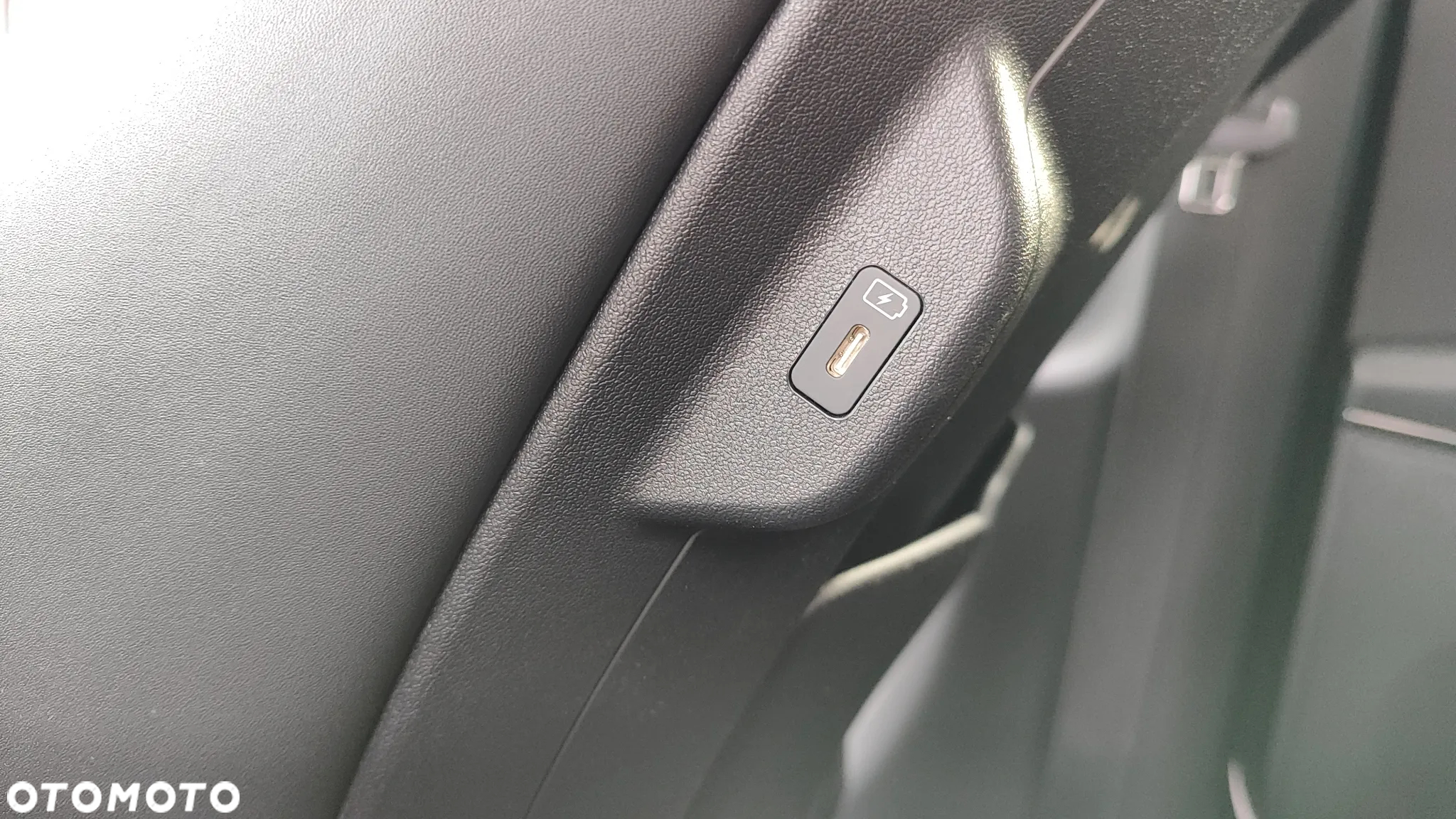 Kia Niro e-Niro 64kWh XL - 25