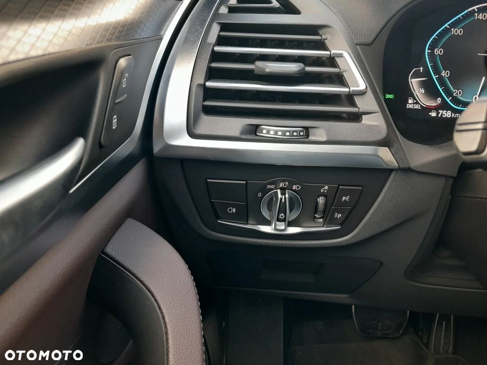BMW X3 - 11