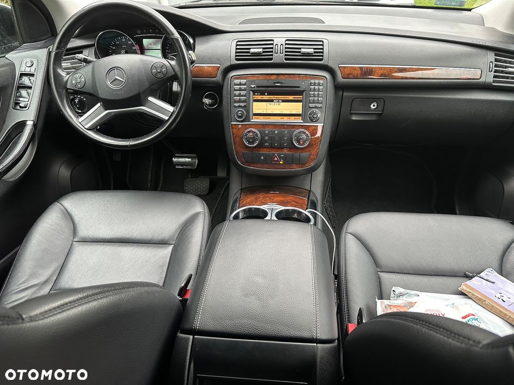 Mercedes-Benz Klasa R 350 CDI L 4Matic 7G-TRONIC DPF - 25