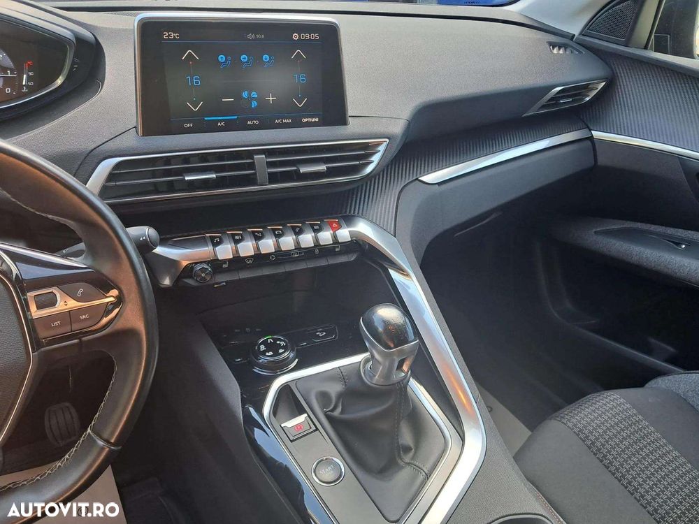 Peugeot 3008 1.2 PureTech Turbo S&S Active - 10