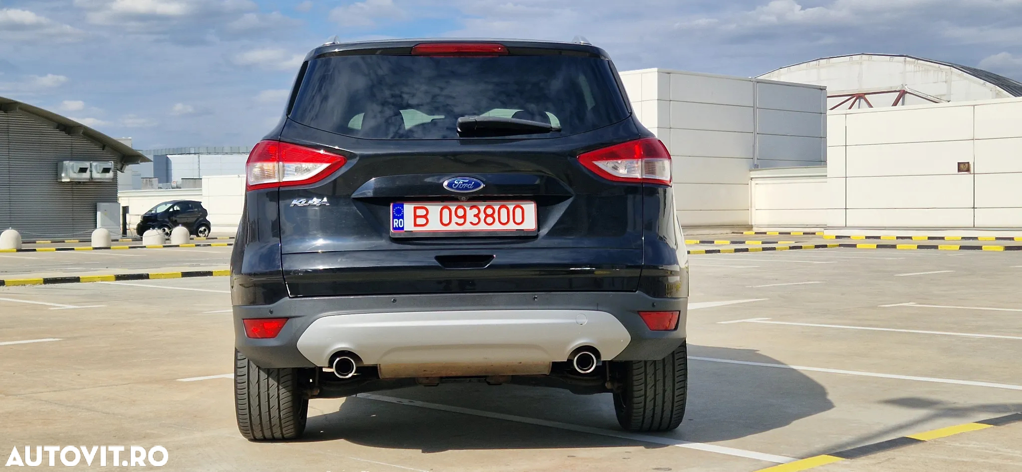 Ford Kuga 2.0 TDCi 4WD Powershift Titanium - 16