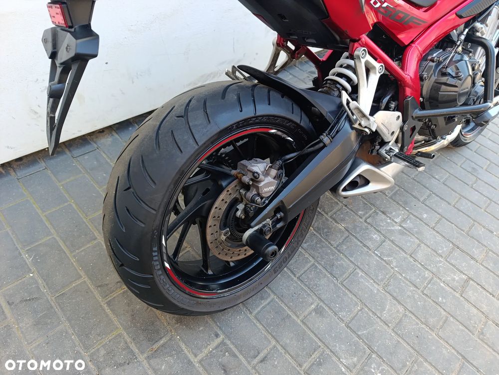 Honda CB - 22