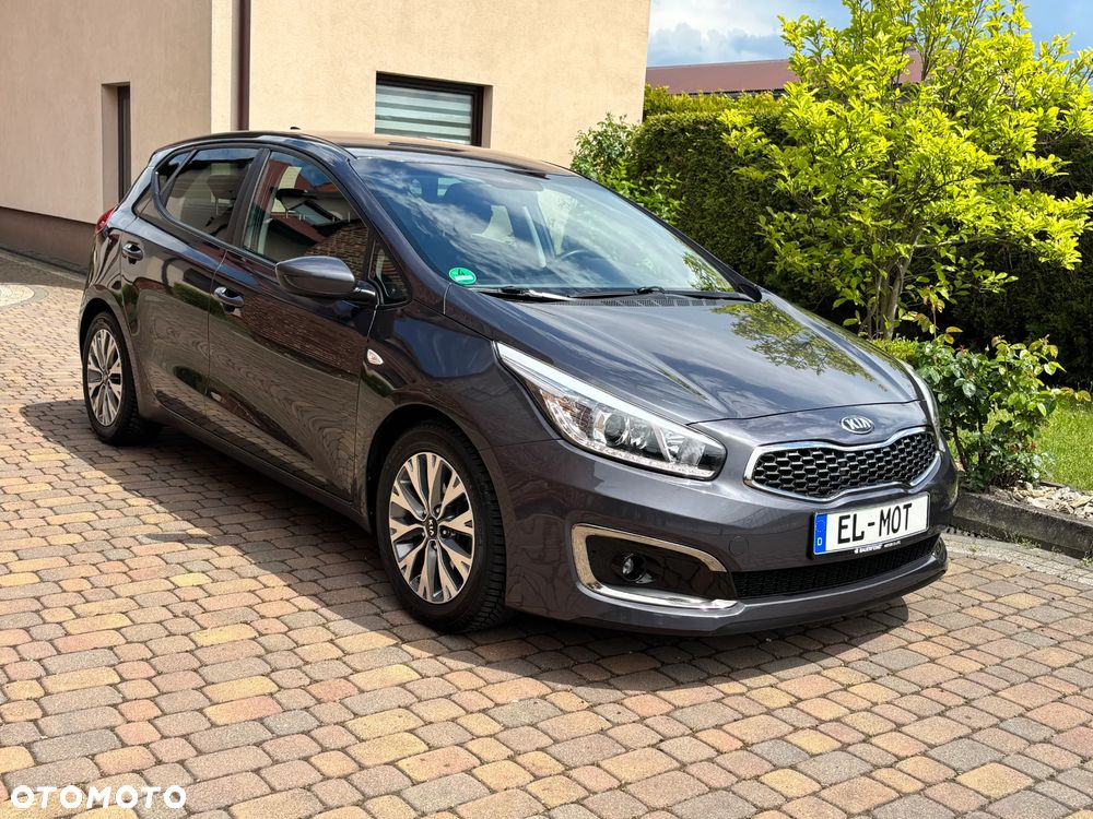 Kia Ceed 1.6 CRDi Smart - 5