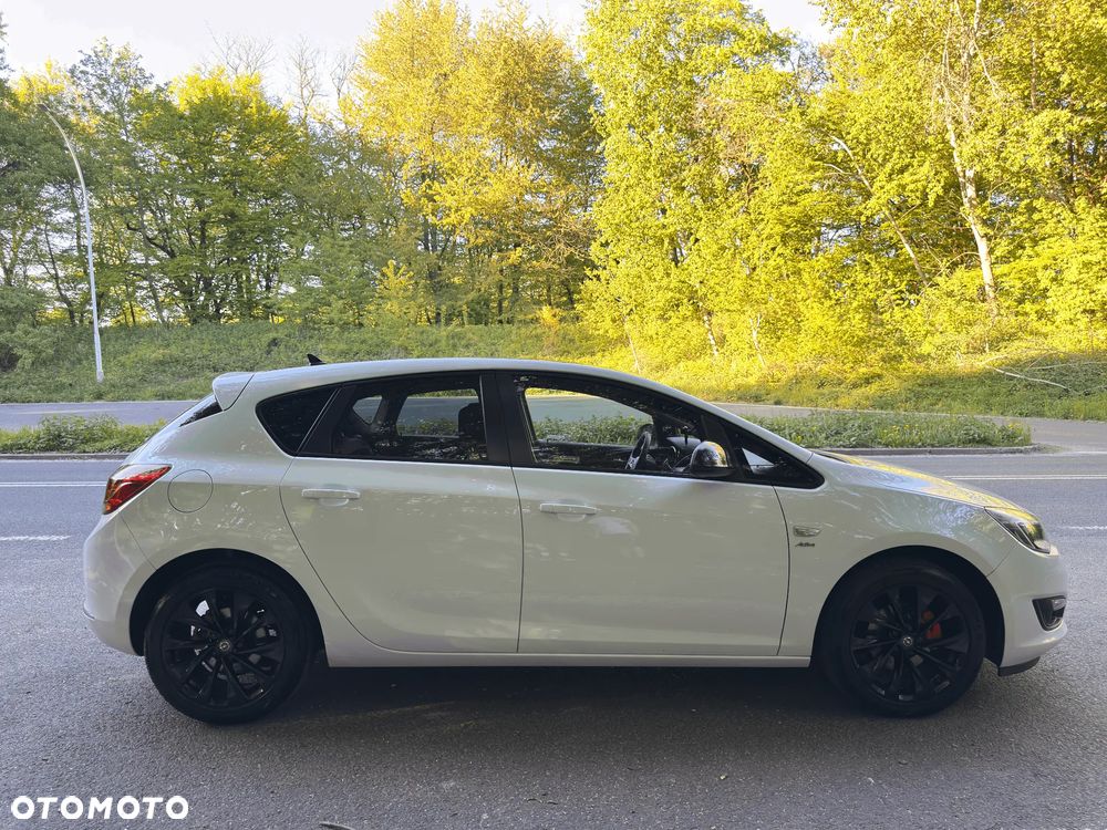 Opel Astra 1.4 T Active - 4