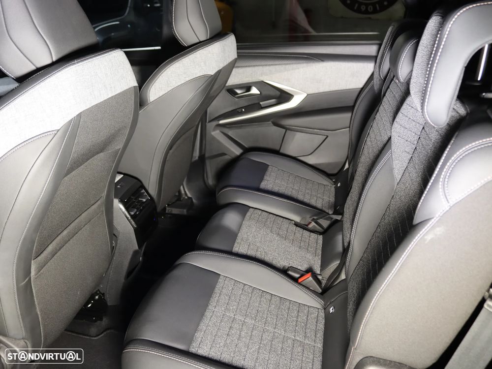 Peugeot 5008 1.2 Hybrid Allure Pack e-DCS6 - 14