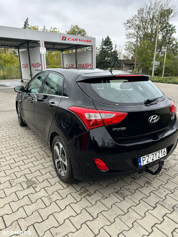 Hyundai i30 1.6 CRDi BlueDrive Run DCT - 2
