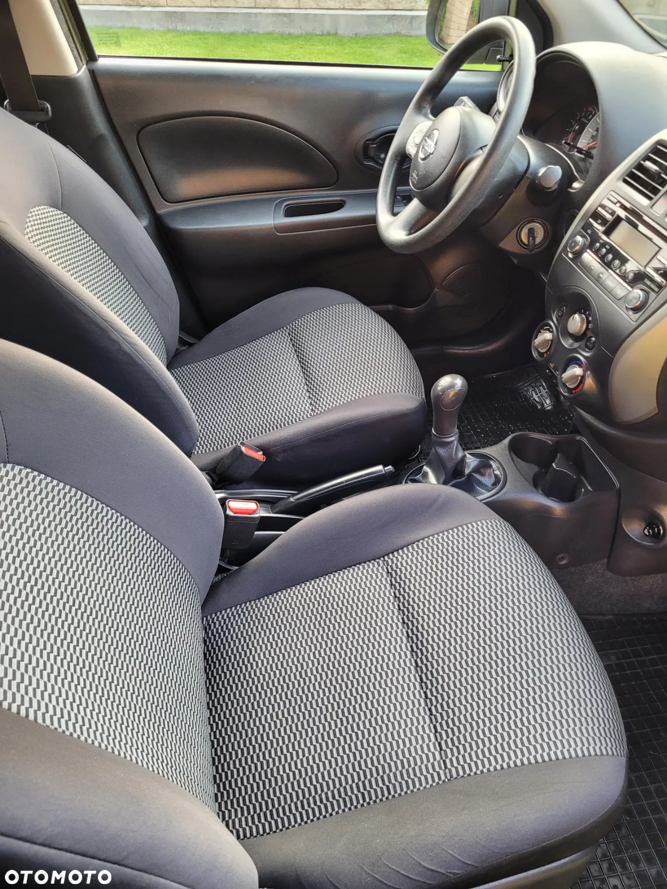 Nissan Micra 1.2 Tekna EU6 - 22
