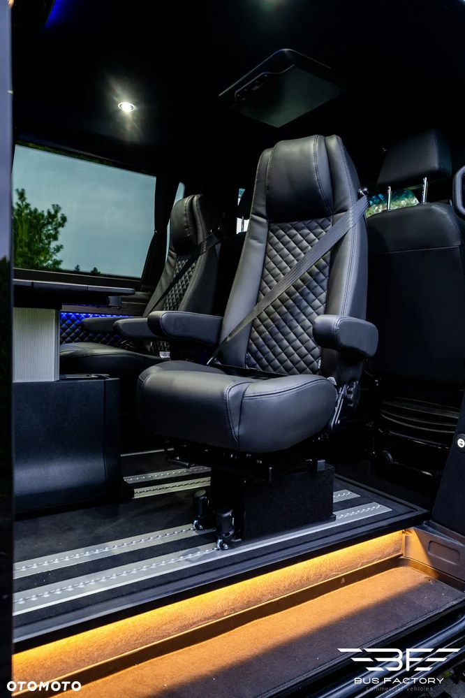 Mercedes-Benz Sprinter Standard PRO 9G-Tronic 907.233 - 21