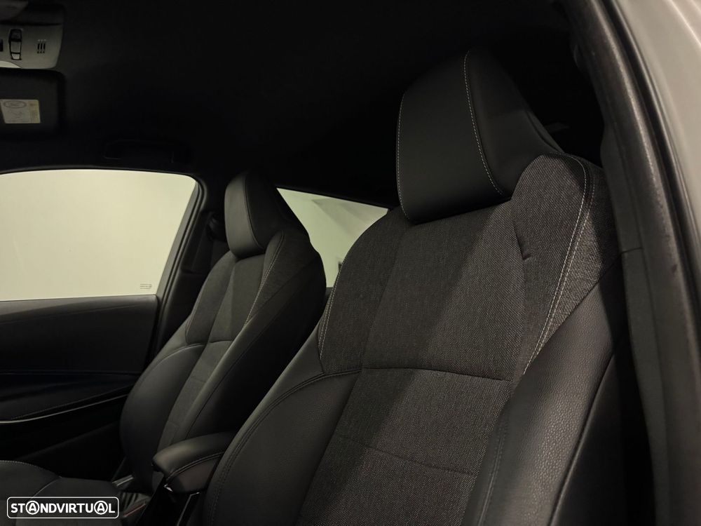 Toyota Corolla Touring Sports 1.8 Hybrid Exclusive - 27