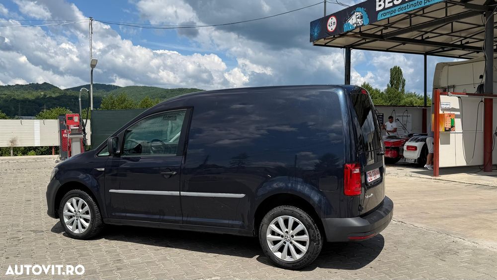 Volkswagen Caddy - 12