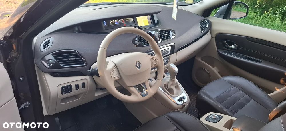 Renault Scenic 1.5 dCi Intens EDC - 27
