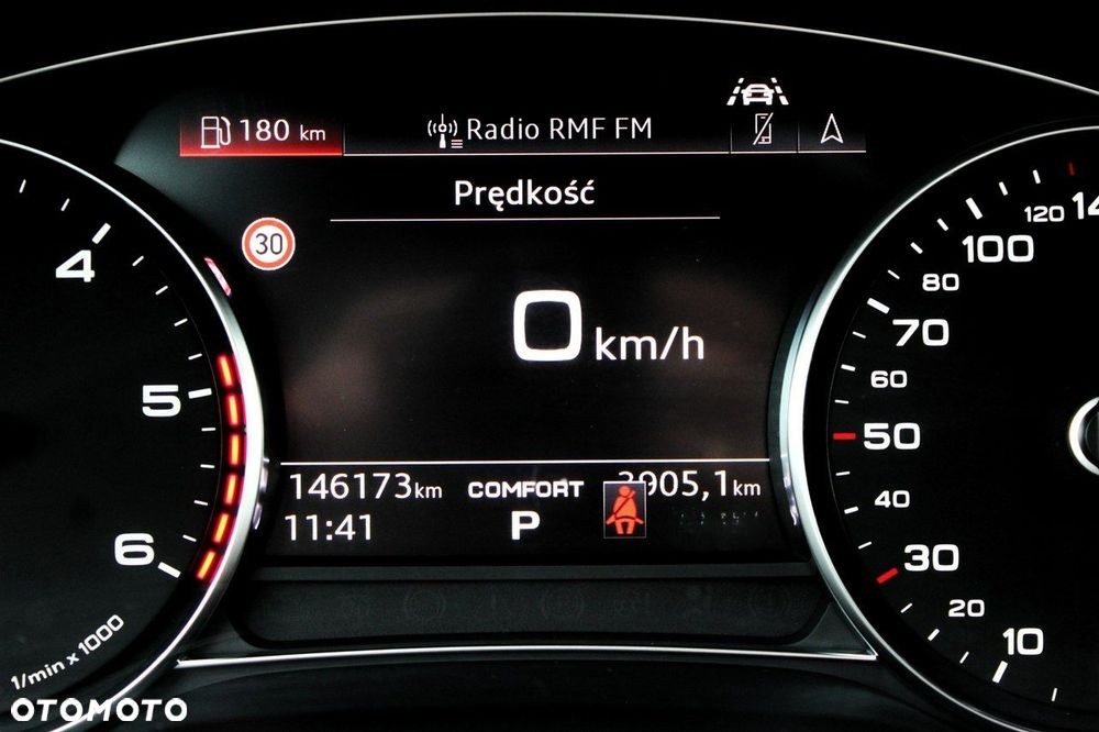 Audi A6 Avant - 13