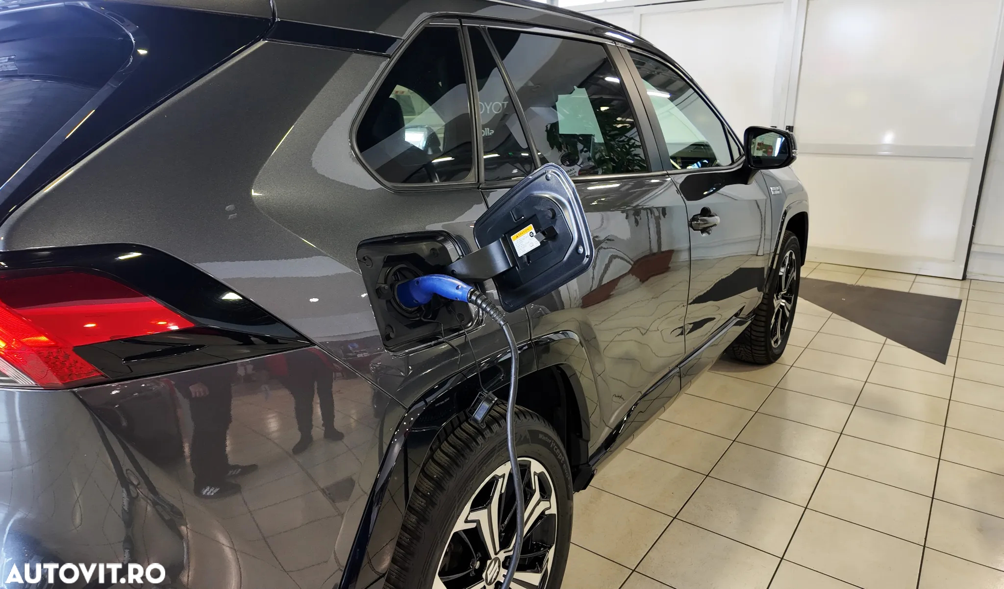Toyota RAV4 Plug-in-Hybrid - 10