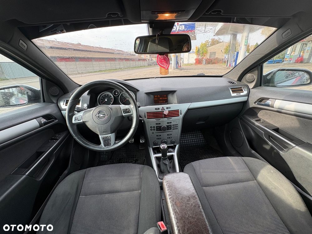 Opel Astra - 16
