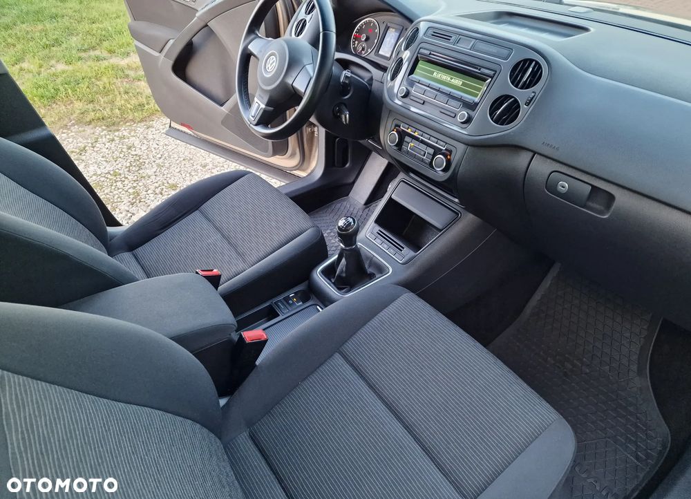 Volkswagen Tiguan 2.0 TDI Perfectline - 12