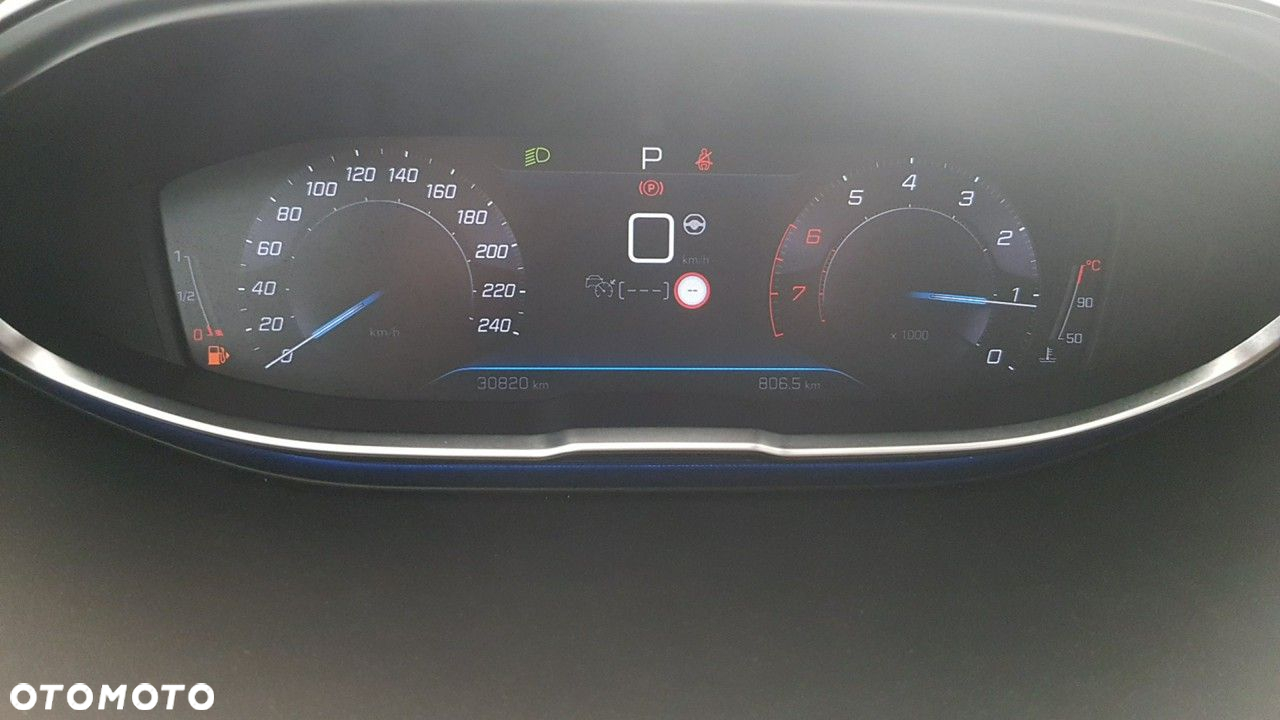 Peugeot 3008 - 25