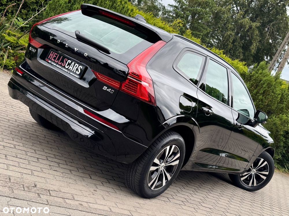 Volvo XC 60 B4 D AWD Geartronic Momentum Pro - 9